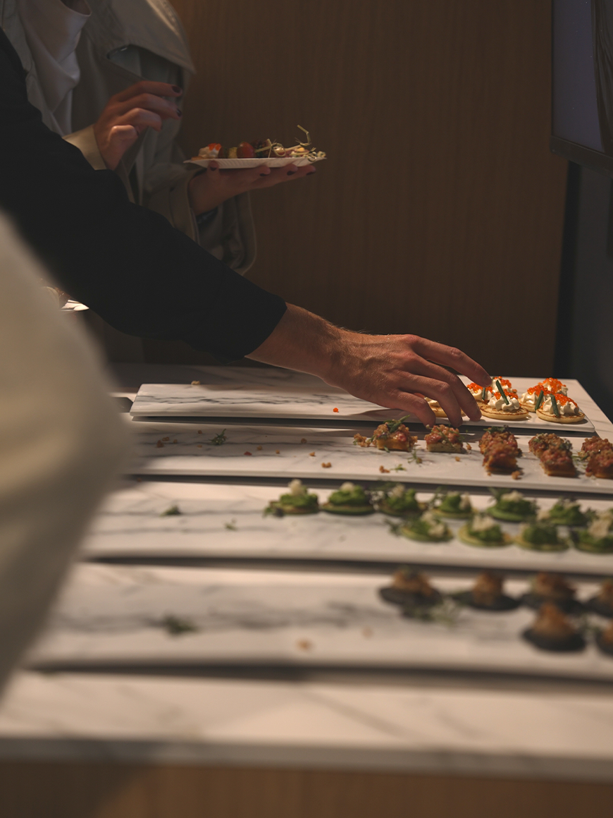 6-Portrait_870x1160_services