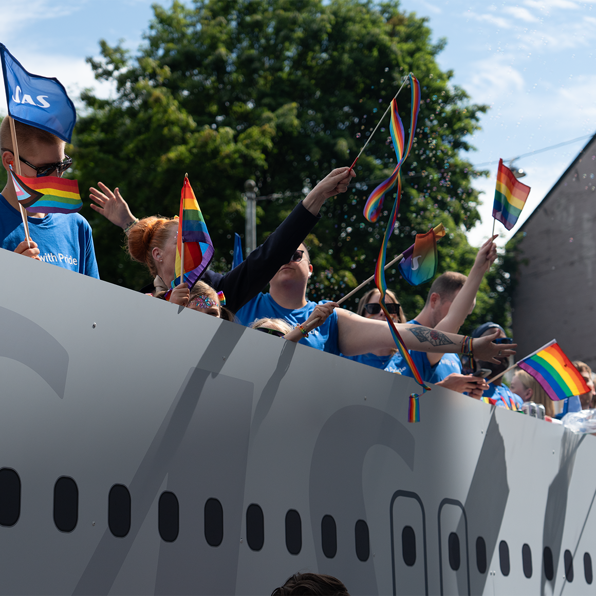 6-Square_1160x1160_services